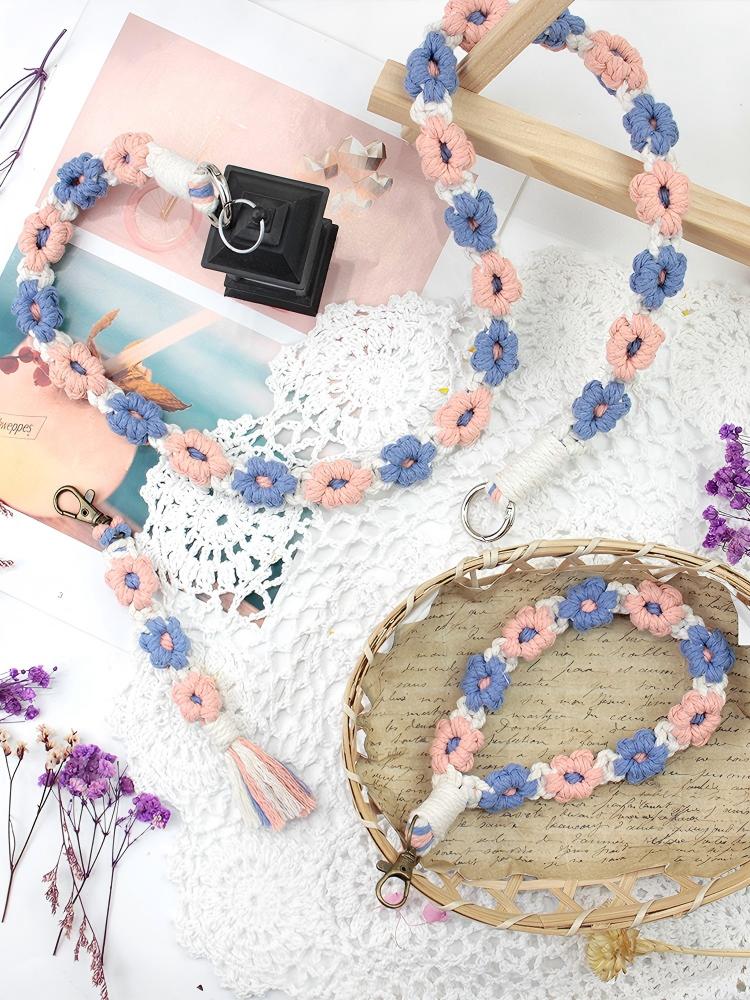 Macrame Kit Daisy Keychain Wristband Lanyard Combo Kit | Contrast/Fresh Colors | Anti-Lost String | Beginner Weavinggift wrapping