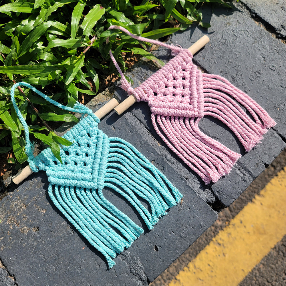 Macrame Kit 3pcs Mini Triangle Tasse| Small Pendant | English Tutorial | Premium Gift Box | Beginner-Friendly