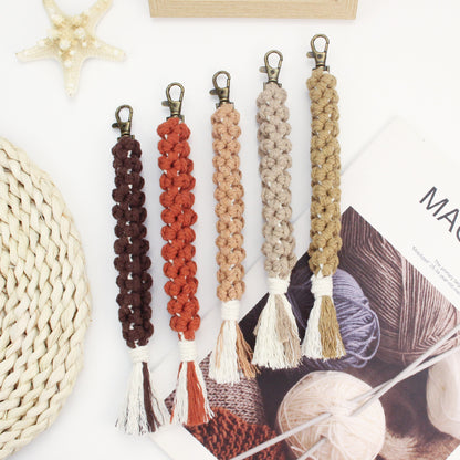 Solid color flower keychain weaving craft material package Macrame Kit, high-quality polyester rope (5 meters each for 2 colors), with tutorial, antique bronze lobster clasp + mobile phone clip, flower overlapping weaving + tassel, beginner-friendly