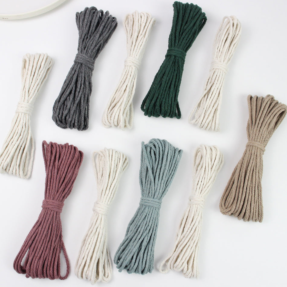 Macrame Kit Leaf Fringe Tapestry Weaving Kit | colour Leaf Vein Pattern | Customizable Leaf Shape | Bedroom/Living Room Decor | Beginner-Friendly