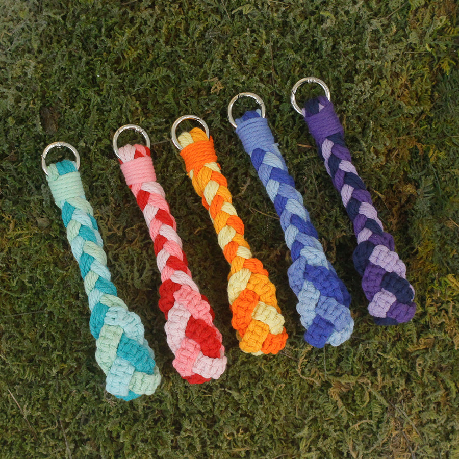 Three-Strand Flat Knot Keychain Weaving Material Pack Macrame Kit: High-Quality Polyester Weaving Rope, Detailed Tutorial, Key Ring Spring Clasp, Phone Clip. Braid Separately then Combine, Exquisite Bottom. For Beginners