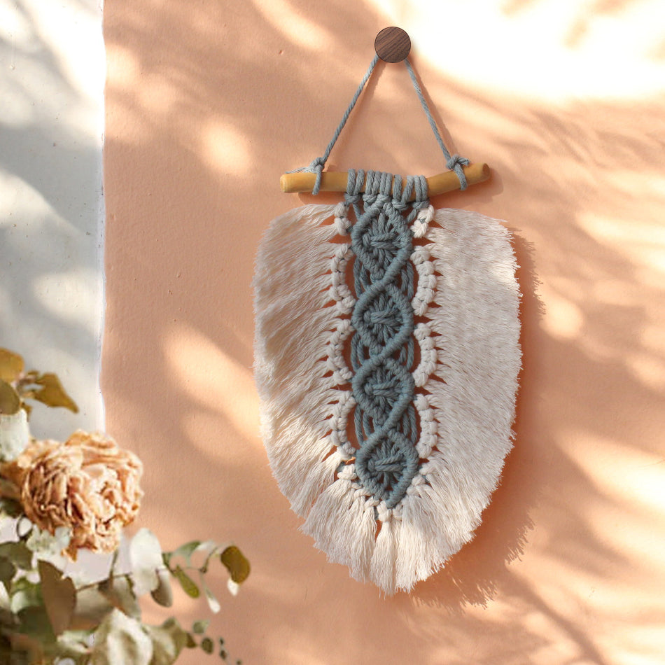 Macrame Kit Leaf Fringe Tapestry Weaving Kit | colour Leaf Vein Pattern | Customizable Leaf Shape | Bedroom/Living Room Decor | Beginner-Friendly
