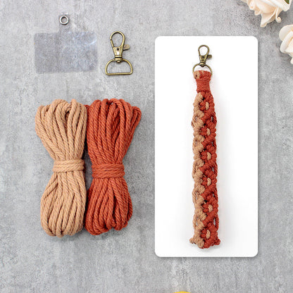 Two-tone spliced diagonal half-knot keychain weaving craft material pack Macrame Kit. High-quality polyester fiber rope + detailed weaving tutorial. Multi-purpose (key organization / mobile phone pendant / bag accessory, etc.).